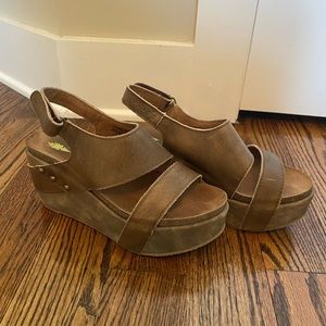 Volatile Grey Wedges Size 8
